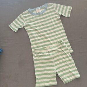 Hanna Andersson short PJ set size 10 140cm